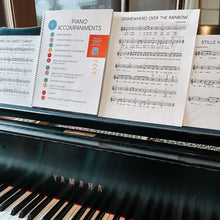 Load image into Gallery viewer, STEP INTO SINGING - A 12 Lesson Beginner Vocal Training Unit (DIGITAL copy)